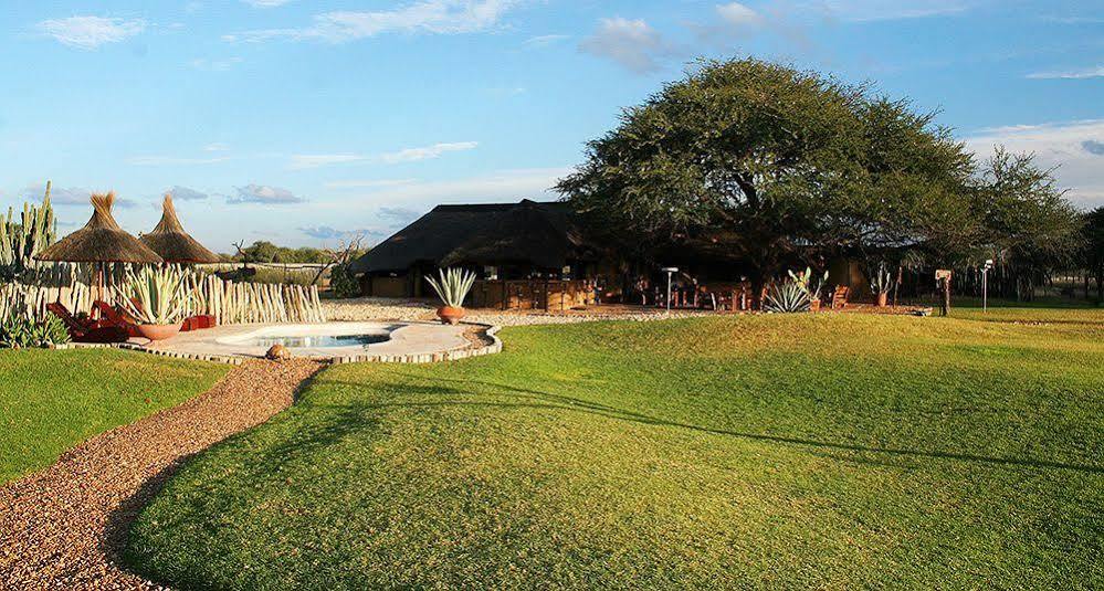 Harnas Wildlife Foundation Gobabis Экстерьер фото